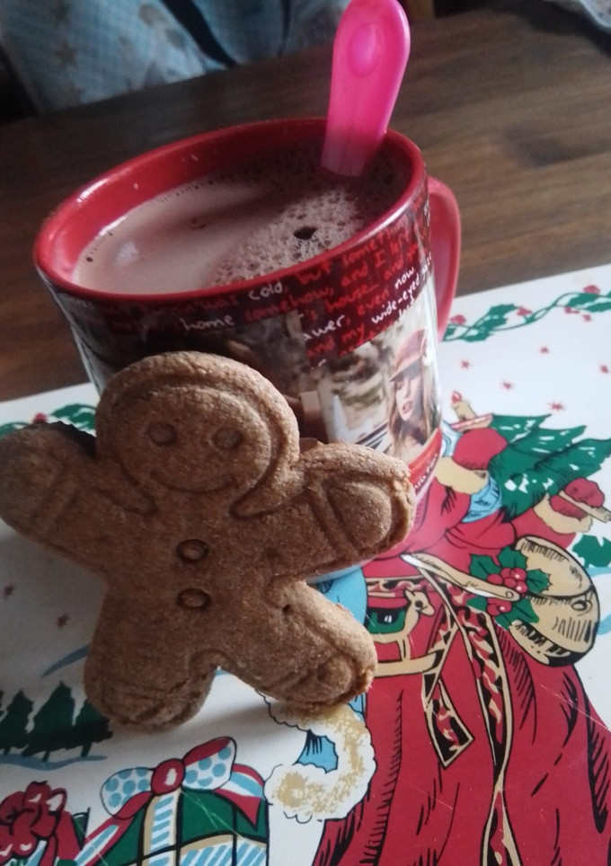 Una foto de Galletitas Navideñas de Jengibre Integrales (Gingerbread Cookies My Way)