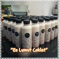 A picture of Es Lumut Coklat.