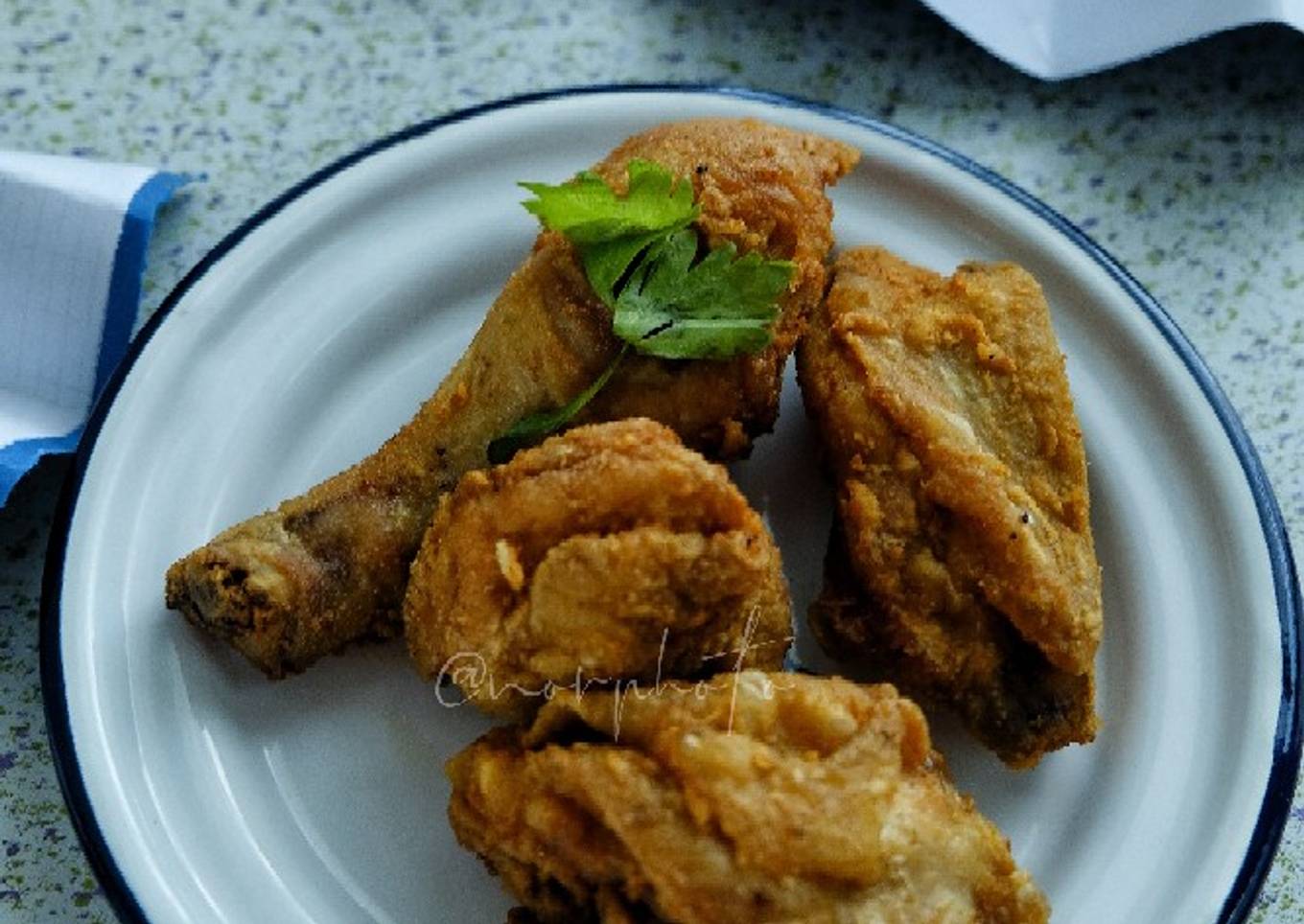 Ayam goreng tanpa telur