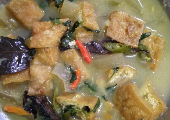 Resep: Tahu cecek kemangi bumbu kuning Menu Enak Dan Mudah Dibuat