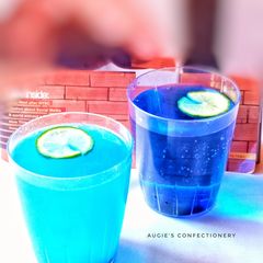 A picture of Blue moon drink.