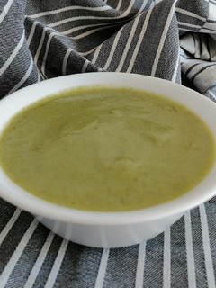 Una foto de Salsa de brócoli y nueces