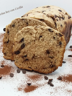 Una foto de Pan brioche de yogur con pepitas de chocolate (panificadora)