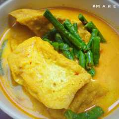 A picture of Sayur Tahu Kacang panjang.