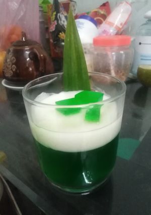 Hình của món Thạch cốt dừa lá dứa.