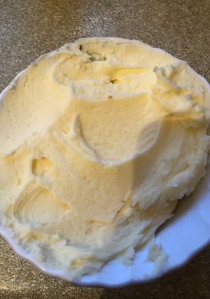 A picture of Butter cream.