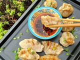 Momos