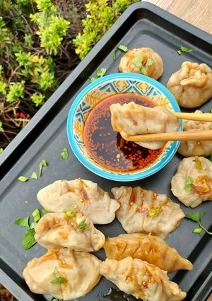 A picture of Momos.