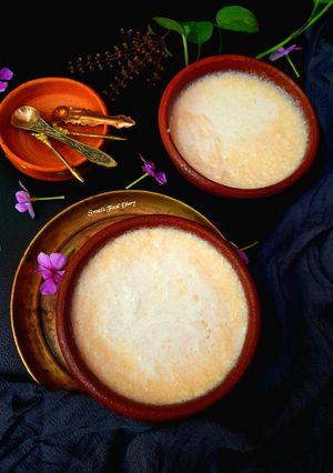 A picture of Mishti Doi or Dahi / Sweet Yogurt.