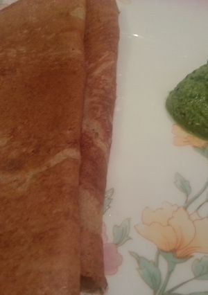 A picture of Bajra (Pearl millet) dosa / Kambu dosai.
