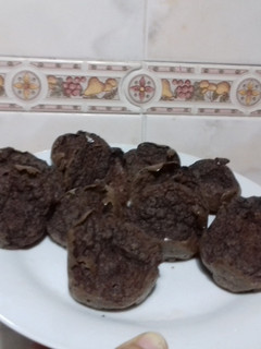 Una foto de Muffins de chocolate sin harina, sin azúcar! !!