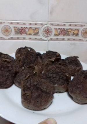 Una foto de Muffins de chocolate sin harina, sin azúcar! !!