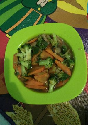 Foto resep Tumis brokoli wortel