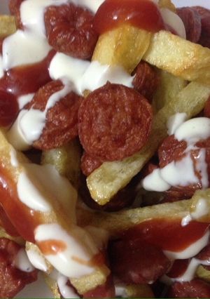 Una foto de Salchipapas