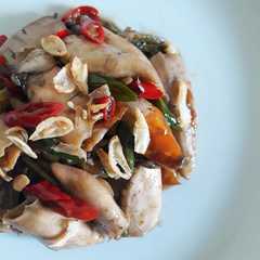 A picture of Tumis Cumi Asin.