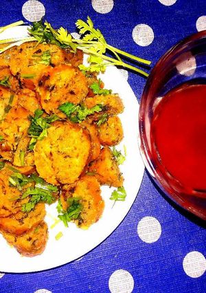 फ्रेश मेथी स्टीम मुधिया (Fresh Methi Steamed Mudhiya recipe in hindi) रेसिपी मुख्य फोटो