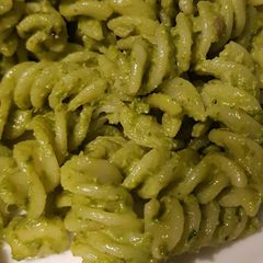 A picture of Spinach, walnut and tomato pesto.