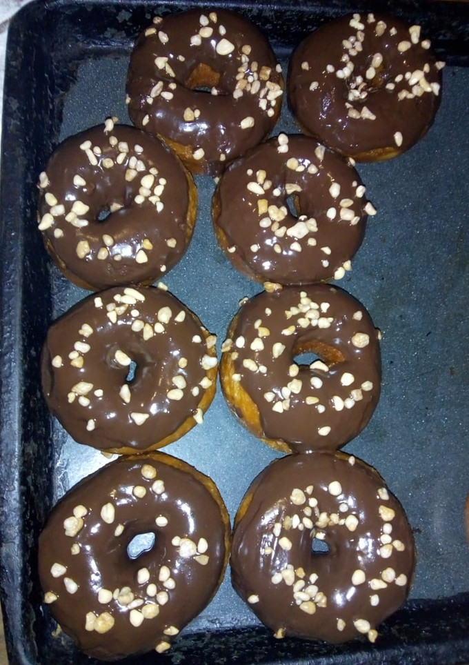Una foto de Donas bañadas en chocolate