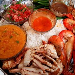 A picture of Mixture of seafood.