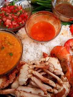 A picture of Mixture of seafood.
