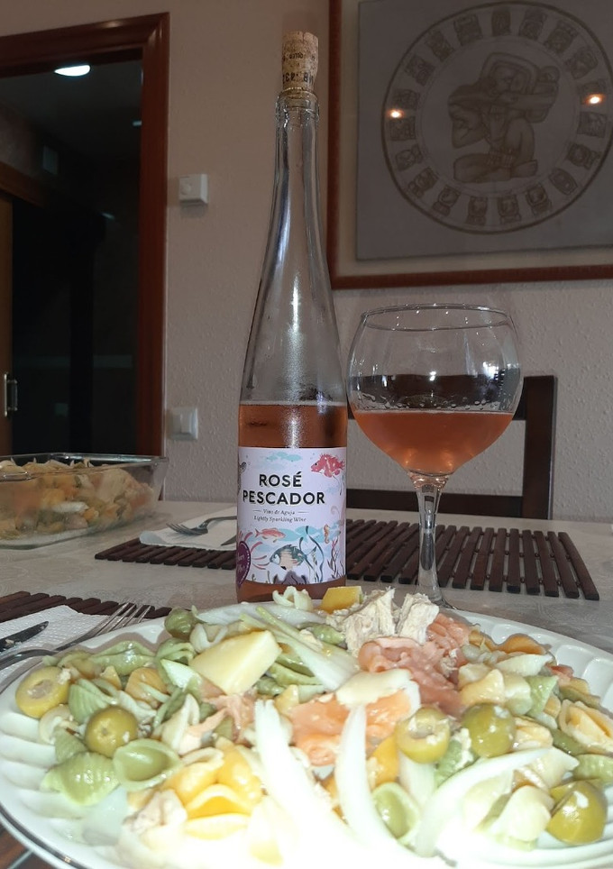 Una foto de Ensalada de pasta a la marinera