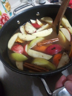 A picture of Hot Apple Cider.