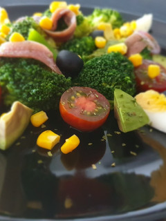 Una foto de Ensalada de brócoli