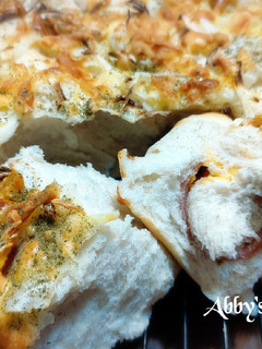 全麥洋蔥起司火腿手撕麵包 的食譜成品照片