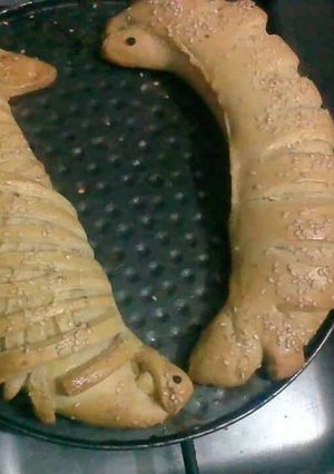 A picture of Chicken cheesey Bread.