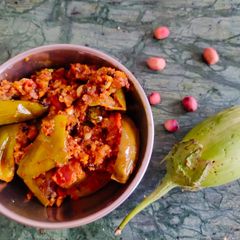 A picture of Green baigan sabji.
