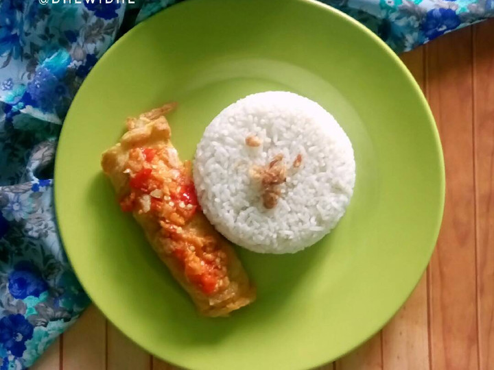 Cara Buat Telur dadar sambal bawang Wajib Dicoba