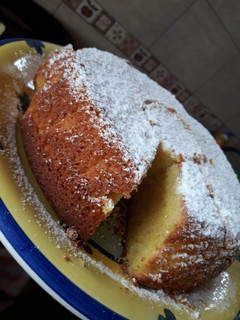 Una foto de Torta húmeda de mandarina