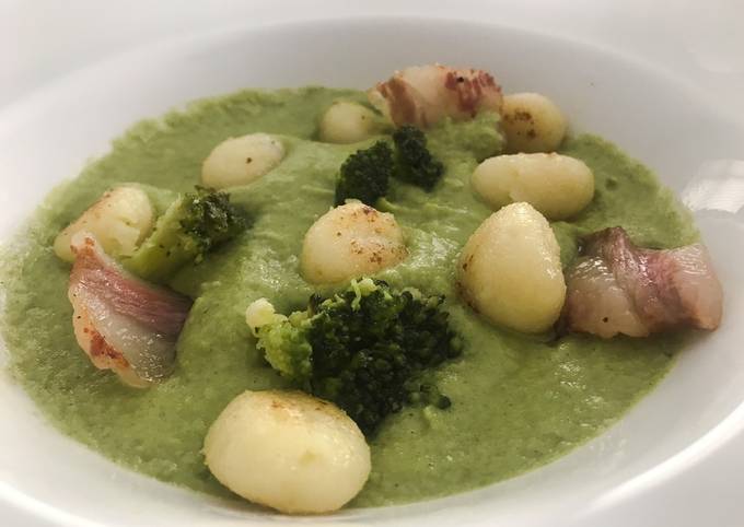 How to Prepare Gordon Ramsay Crispy Potato Gnocchi with broccoli cream and guanciale