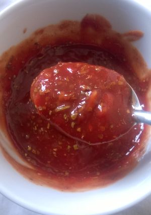 A picture of No Cook Pizza Sauce.