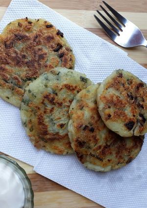 A picture of Mushroom Stuffed Potato Cakes.