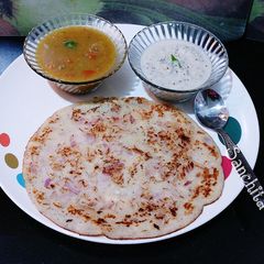 Onion Suji Uttapam A picture of Onion Suji Uttapam.