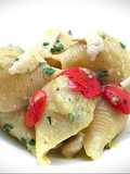 Conchiglioni di Gragnano con pescespada, datterini confit e crema di melanzane