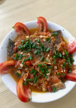 Hình của món Cá chim sốt chua ngọt.