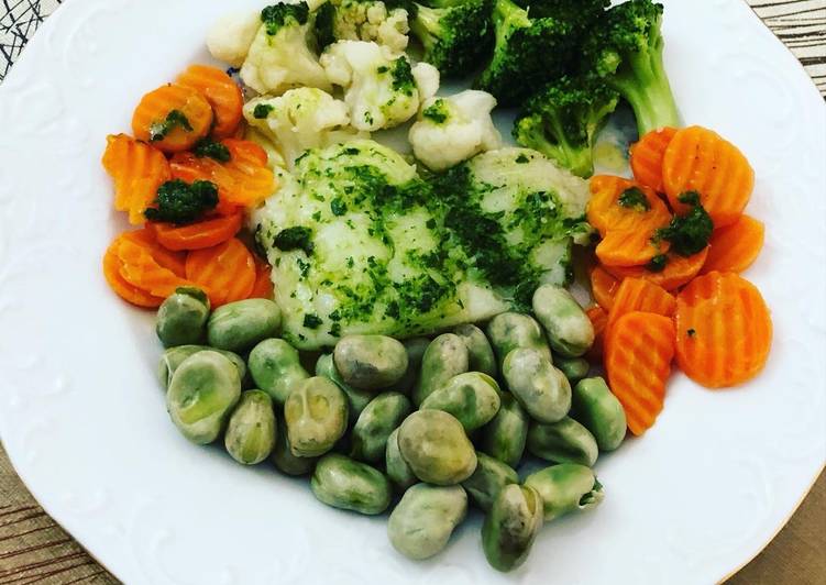 Bacalao a la plancha con verduras en lékué