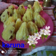 A picture of Mawa nariyal Modak .