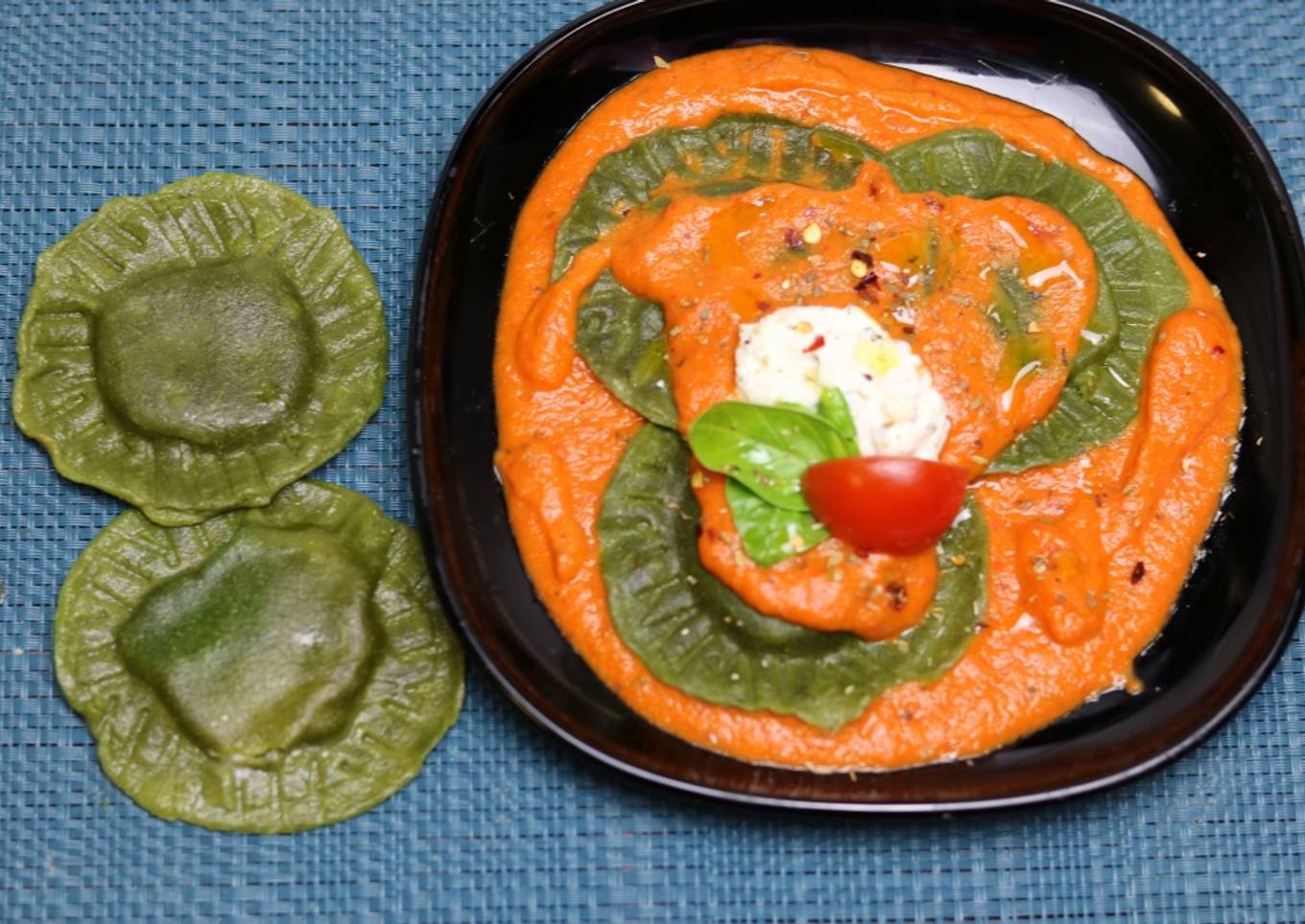 Spinach Ricotta Ravioli In Tomato Cream Sauce