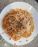 Spaghetti de pollo con salsa casera