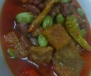 Mudahnya Menyajikan Sambel goreng krecek kacang merah Paling Enak