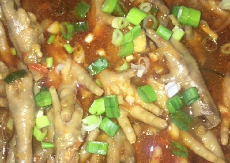 Langkah Mudah untuk Menyiapkan Ceker Ayam Pedas Rempah????, Menggugah Selera