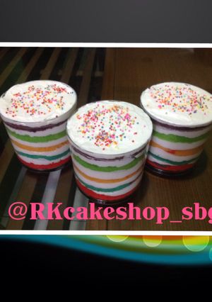 Foto resep Rainbow cake in jar
