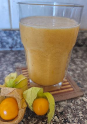 Una foto de Licuado de Uchuvas y Banana