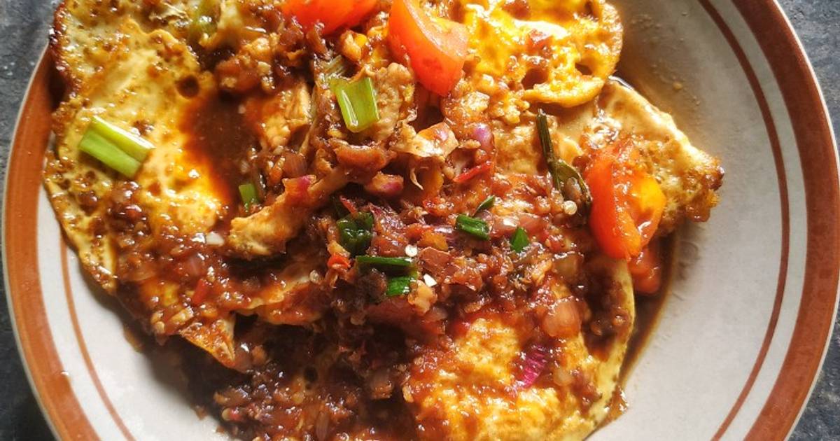 Resep Telur Ceplok Bumbu Kecap Pedas Oleh Saluna Mahira Cookpad