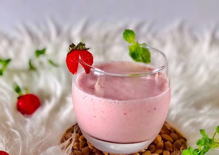 Cara Gampang Membuat Smoothie strawberry yang Sempurna