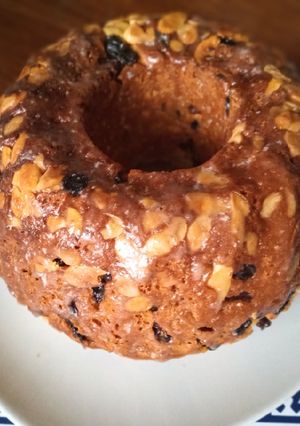 Una foto de Pan dulce kugelhopf con glaseado caliente