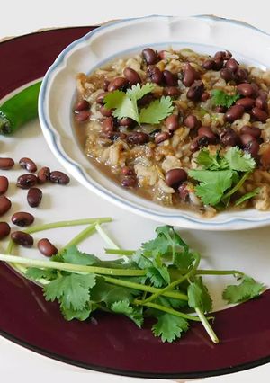 A picture of Fig Red azuki beans (Karamani in Tamil) koottu rice.